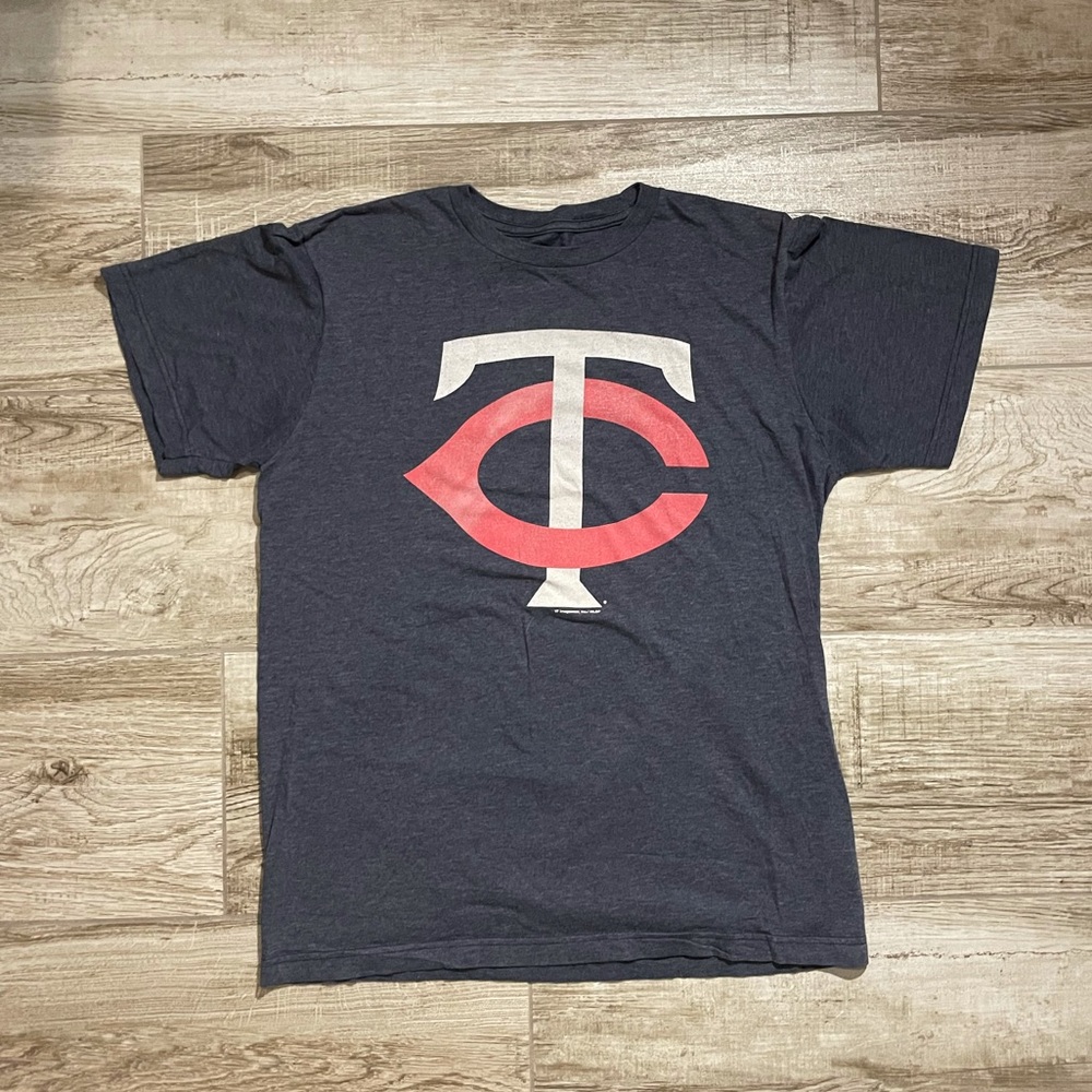 Men’s Minnesota Twins Vintage Look T-Shirt Size Medium
